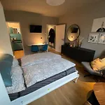 Modernes Apartment No8 In Bester Stadtlage